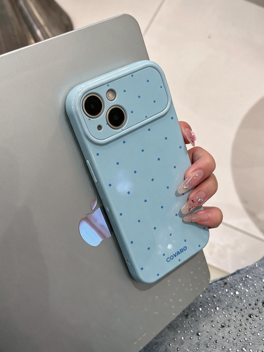 Blue Dots 038