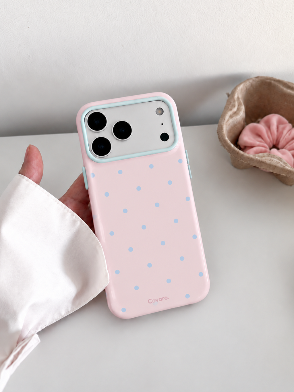 Pink and Blue Dots 021